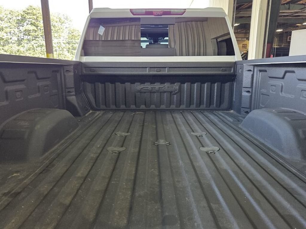 Used 2023 GMC Sierra 2500 AT4 w/ AT4 Premium Plus Package AWD/4WD image 6
