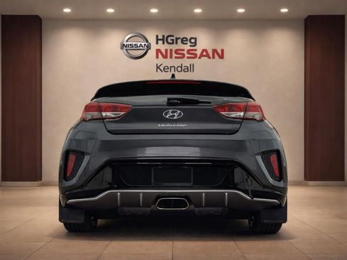 Used 2020 Hyundai Veloster Turbo FWD image 6