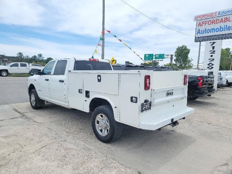 Used 2022 RAM 3500 Tradesman w/ Chrome Appearance Group AWD/4WD image 5