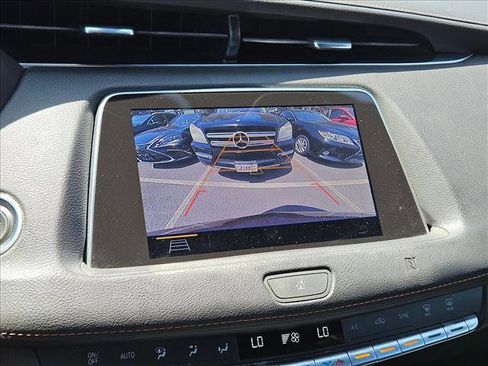 Used 2019 Cadillac XT4 Sport FWD image 15
