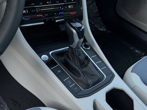 New 2025 Volkswagen Jetta SE image 19
