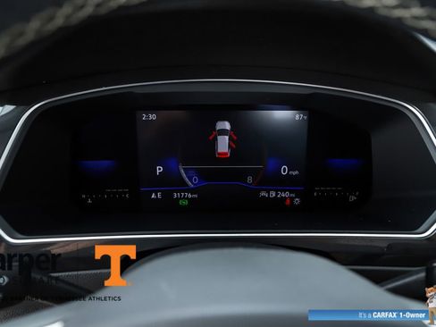 Used 2022 Volkswagen Tiguan SE image 27