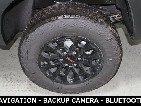 New 2026 GMC Canyon Elevation w/ Convenience Package image 11