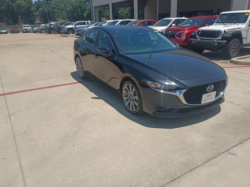 Used 2025 MAZDA MAZDA3 s FWD image 6