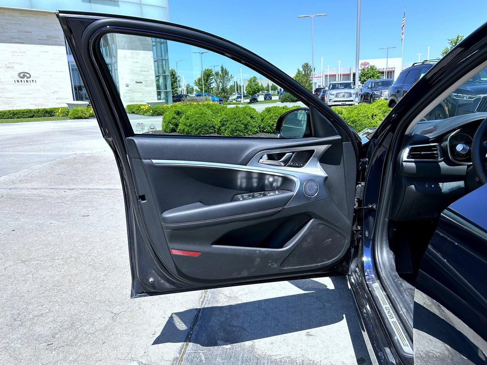 Certified 2026 Genesis G70 2.5T Prestige AWD/4WD image 9
