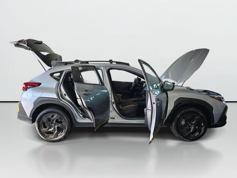 Used 2024 Subaru Crosstrek 2.5i Sport AWD/4WD image 9