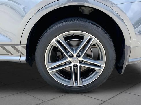 Used 2019 Audi SQ5 Premium Plus w/ Premium Plus Package AWD/4WD image 10