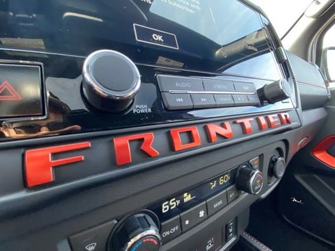 Certified 2025 Nissan Frontier PRO-4X w/ Pro Premium Package image 15