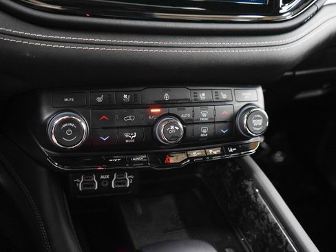 Used 2024 Dodge Durango SRT AWD/4WD image 25