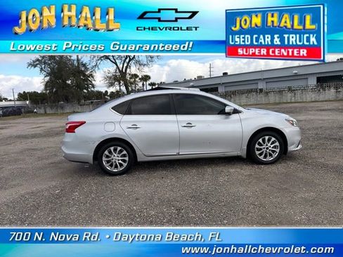 Used 2017 Nissan Sentra SV w/ Style Package image 14