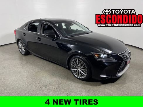 Used 2018 Lexus IS 300 AWD image 1