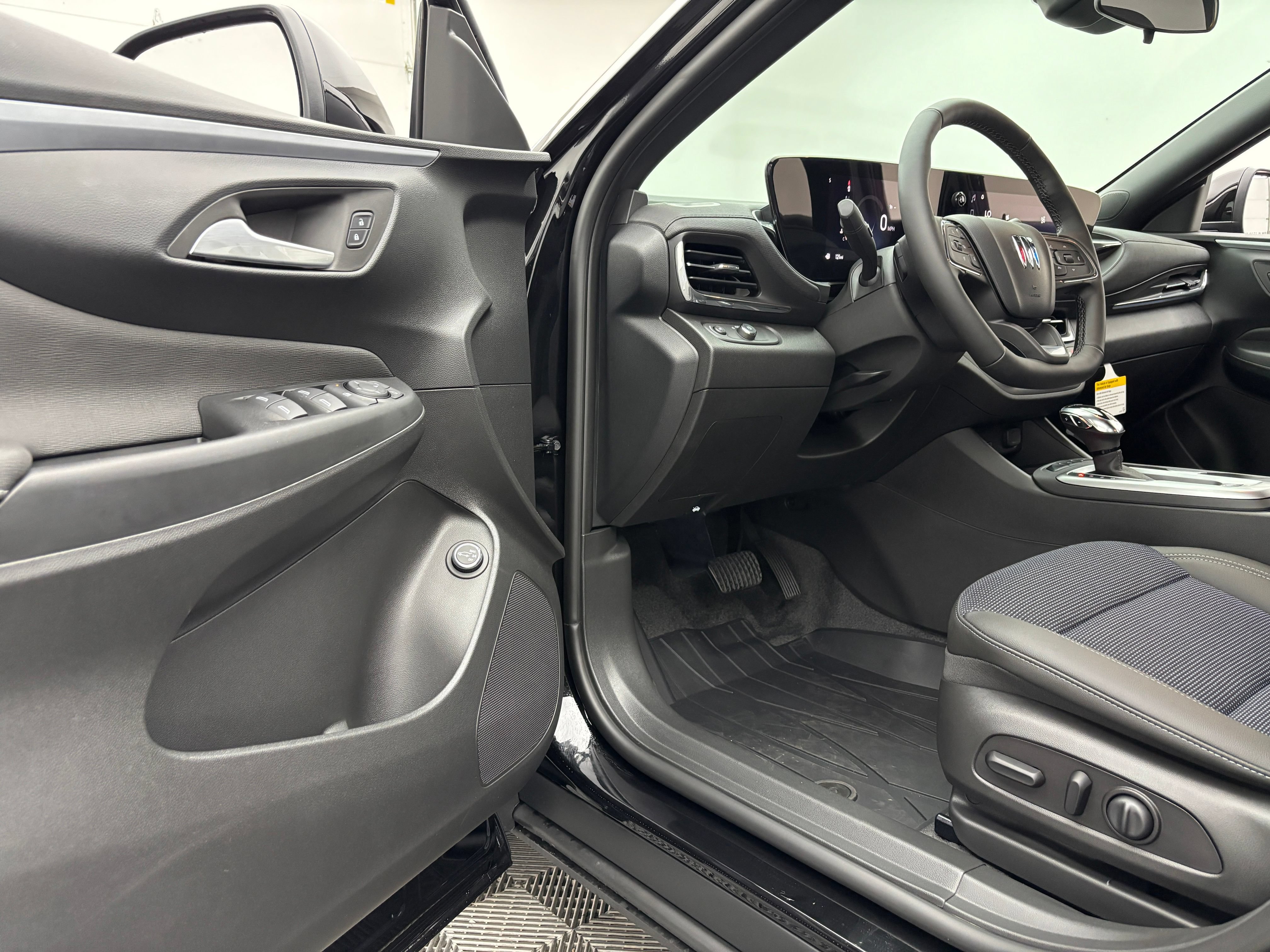 New 2026 Buick Envista Sport Touring w/ Convenience I Package FWD image 15