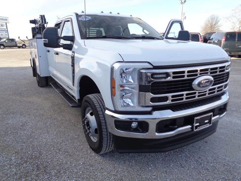 Used 2024 Ford F350 XL w/ XL Chrome Package image 86