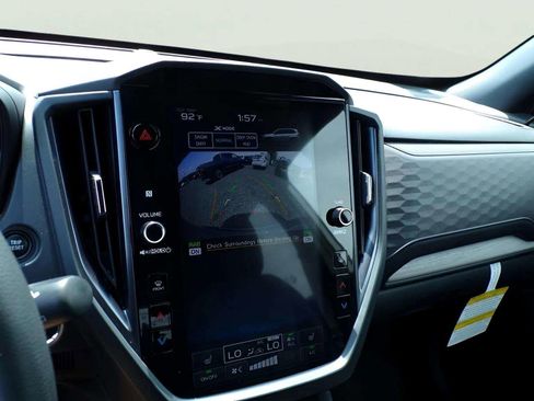 Certified 2025 Subaru Forester Limited image 15