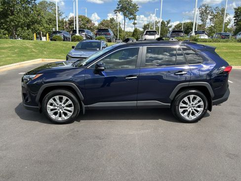 Used 2024 Toyota RAV4 Limited FWD image 7