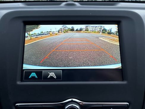 Used 2018 Chevrolet Equinox LT AWD/4WD image 23