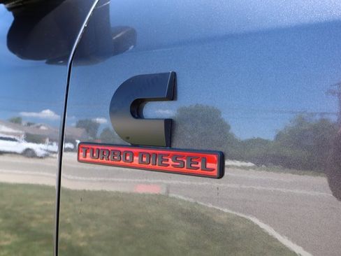 New 2025 RAM 2500 Laramie image 4