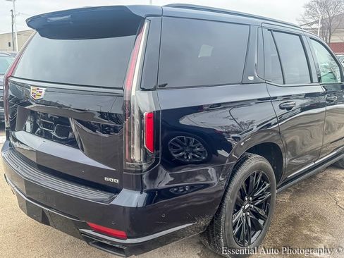 Used 2023 Cadillac Escalade Sport Platinum image 7