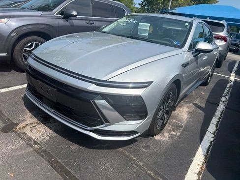 Used 2024 Hyundai Sonata SEL FWD image 5