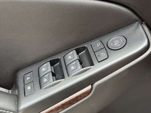 Used 2019 GMC Yukon SLT RWD image 23