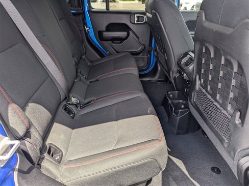 Used 2020 Jeep Gladiator Rubicon w/ Trailer Tow Package image 13