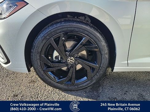 New 2026 Volkswagen Jetta SE image 17