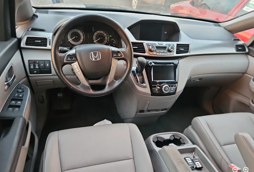 Used 2016 Honda Odyssey EX-L image 8