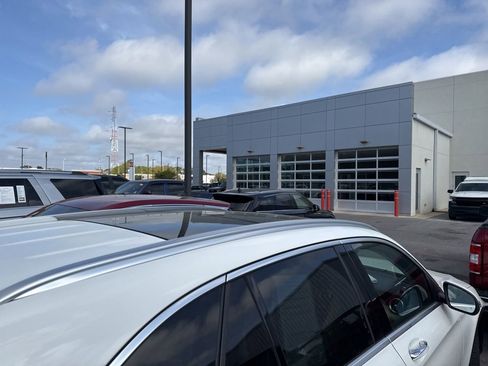 Used 2021 Mercedes-Benz GLC 300 image 6