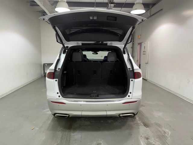 Certified 2023 Buick Enclave Essence FWD image 8