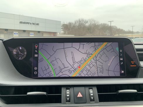 Used 2020 Lexus ES 350 w/ Premium Package image 24