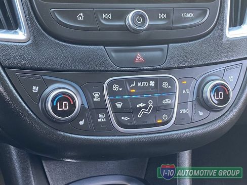Used 2017 Chevrolet Malibu Premier w/ Driver Confidence Package FWD image 29