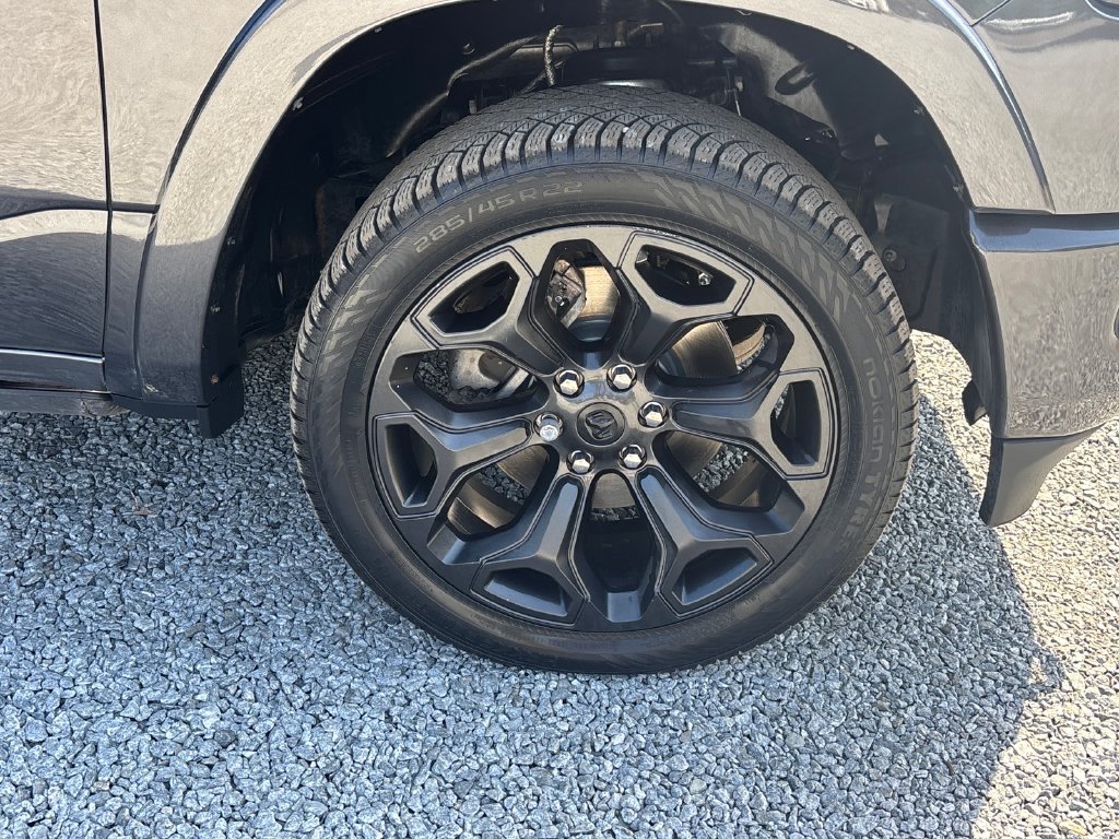 Used 2022 RAM 1500 Limited AWD/4WD image 11