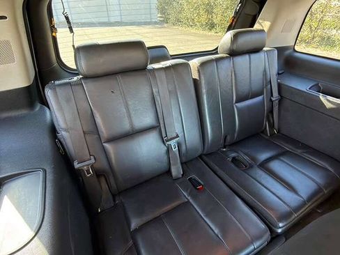 Used 2007 Chevrolet Tahoe LTZ w/ LTZ Preferred Equipment Group AWD/4WD image 27