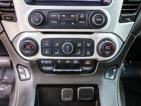Used 2018 GMC Yukon SLT w/ Premium Edition AWD/4WD image 20