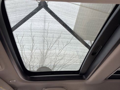 Used 2024 MINI Cooper SE image 11