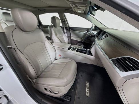 Used 2018 Genesis G80 3.8 w/ Option Group 03 image 30