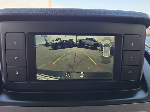 Used 2022 Ford Transit Connect XL image 17