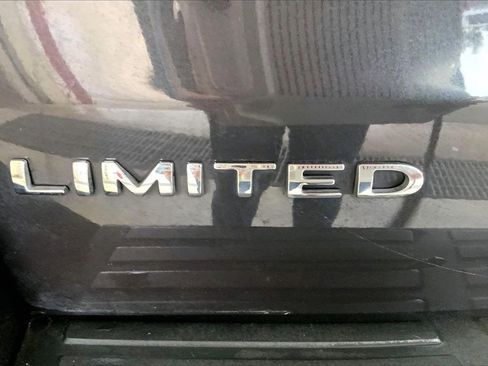 Used 2024 Ford Expedition Max Limited image 31