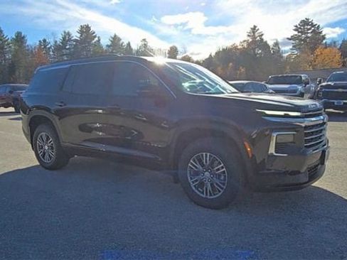 New 2026 Chevrolet Traverse LT w/ Driver Confidence Package image 2