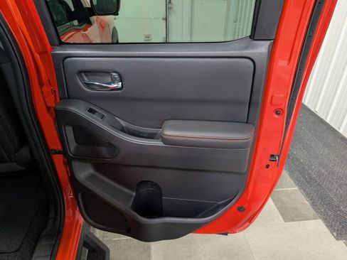 Used 2025 Nissan Frontier PRO-4X w/ Pro Premium Package AWD/4WD image 27