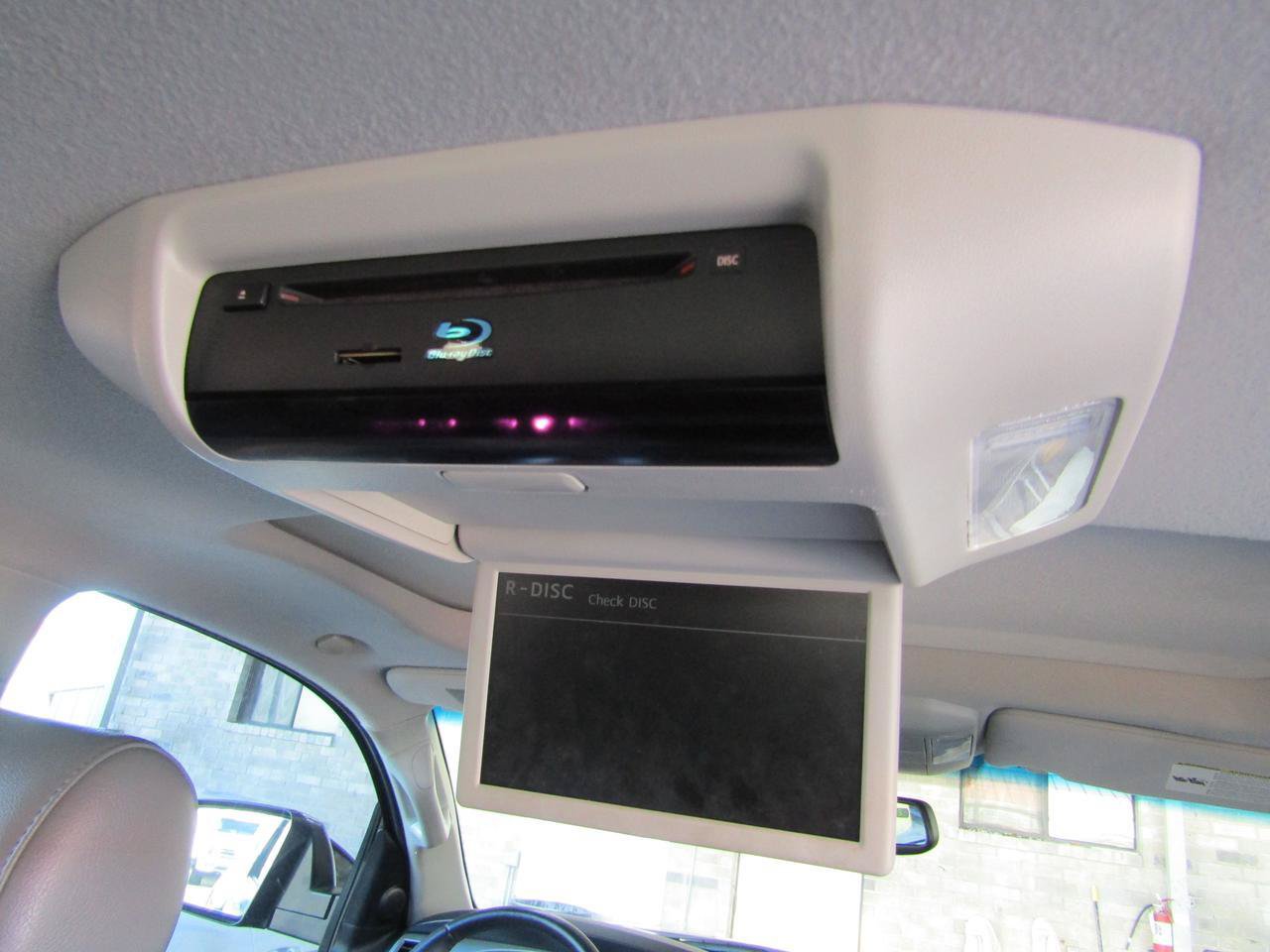 Used 2015 Toyota Sequoia Limited RWD image 16