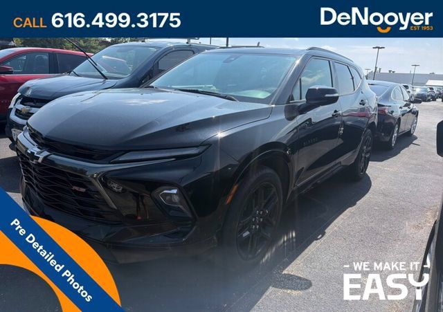 Used 2023 Chevrolet Blazer RS w/ Driver Confidence II Package AWD/4WD image 1
