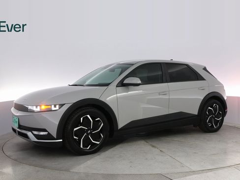 Used 2023 Hyundai Ioniq 5 SEL image 14