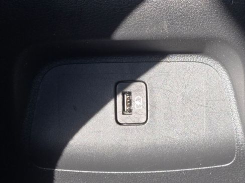 Used 2025 Nissan Sentra SR image 22