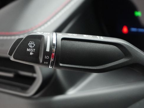 Used 2024 Dodge Charger R/T w/ Plus Group image 21