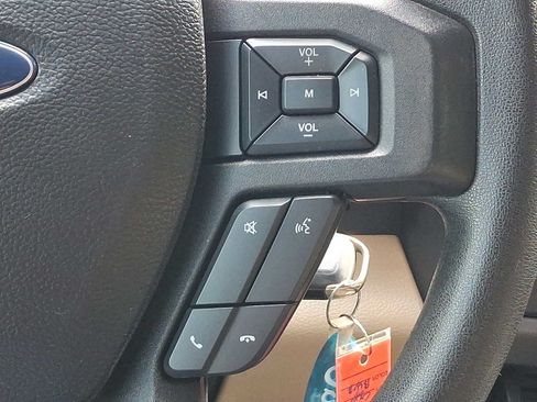 Used 2018 Ford F250 XLT w/ XLT Premium Package AWD/4WD image 22
