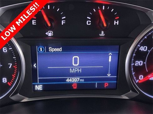 Used 2021 GMC Acadia SLE w/ Driver Convenience Package image 12