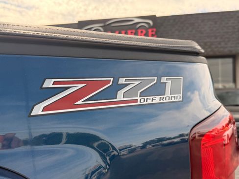 Used 2017 Chevrolet Silverado 1500 LTZ Z71 w/ LTZ Plus Package image 16