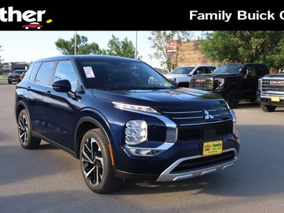 Used 2024 Mitsubishi Outlander SE