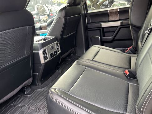 Used 2019 Ford F250 Lariat w/ Lariat Ultimate Package image 10